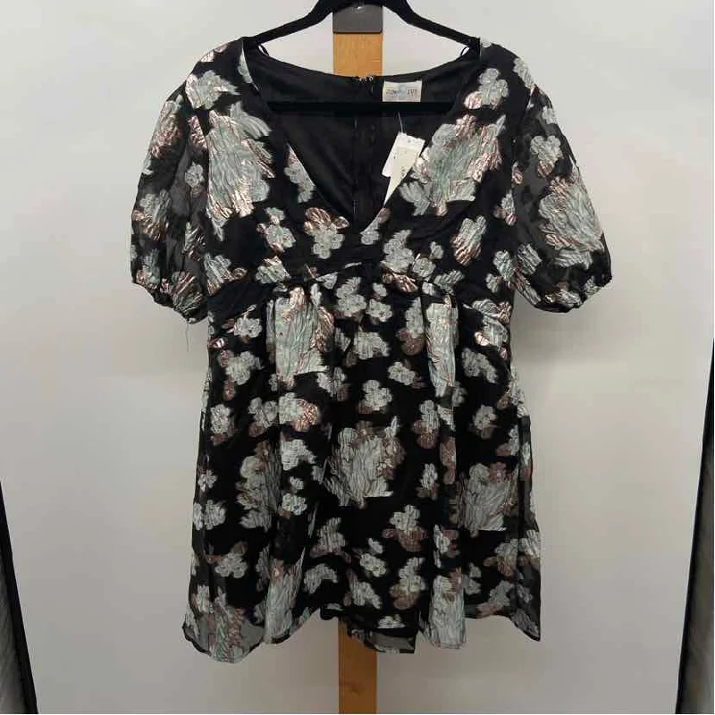 Jun&Ivy Women's Size XL Black Floral Dress