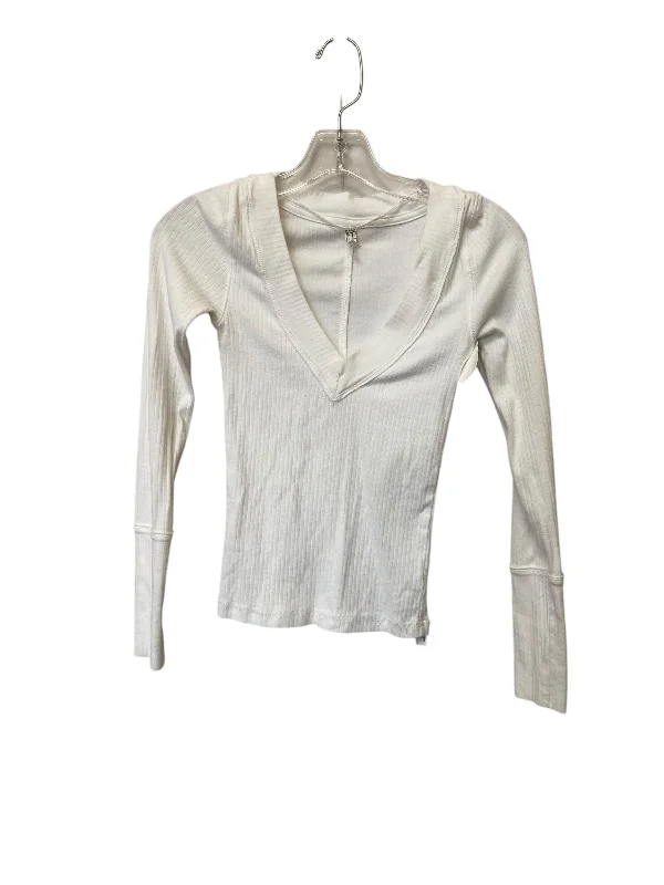 Top Long Sleeve By Free People In White, Size: Xs