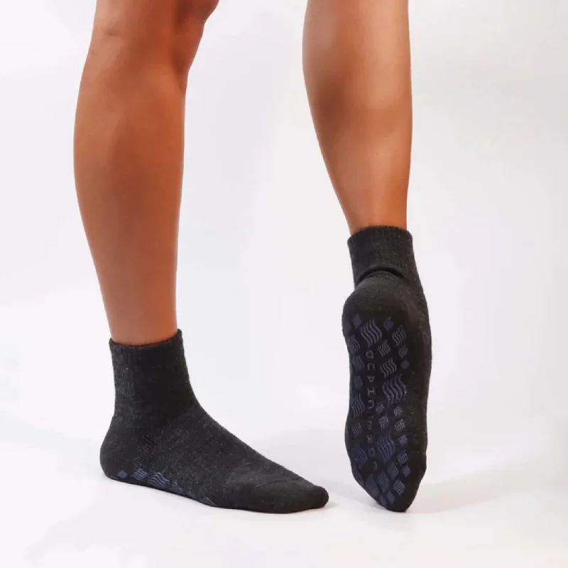 Quarter Grip Socks (Pilates / Barre)