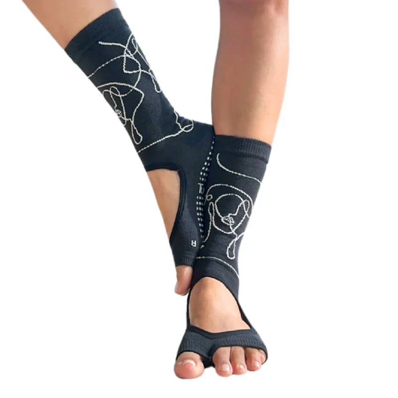 Crew Allegro Grip Socks - Ella Midnight (Barre / Pilates)